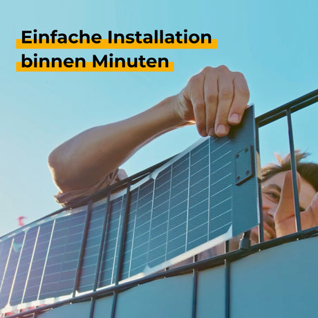 Einfache Montage des Sunbooster VERTICAL+ am Doppelstabmattenzaun